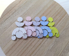 Load image into Gallery viewer, ELAINE in PALM SPRINGS
